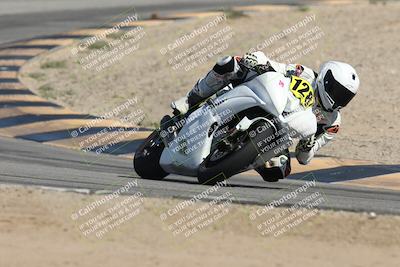 media/Oct-04-2025-CVMA (Sat) [[408bcdd6e4]]/Race 10-Amateur Supersport Middleweight/